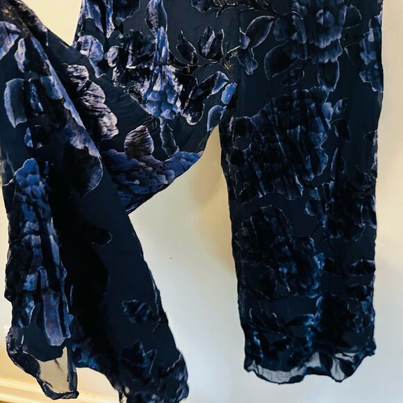 HUTCH Blue Floral Velvet Burnout Strapless Neckline Sonnie Jumpsuit Size 6 - Picture 7 of 9